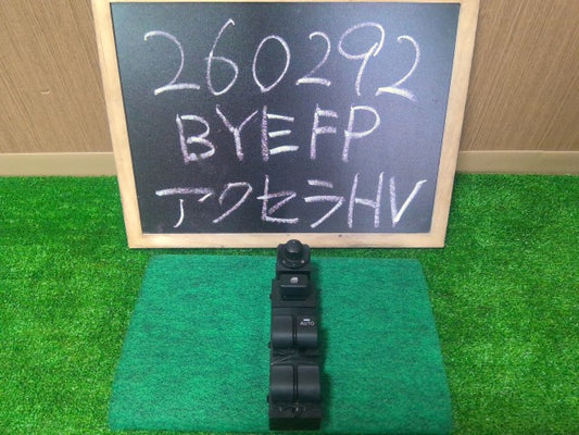 【中古】アクセラ DAA-BYEFP パワーウインドウスイッチ PWスイッチ