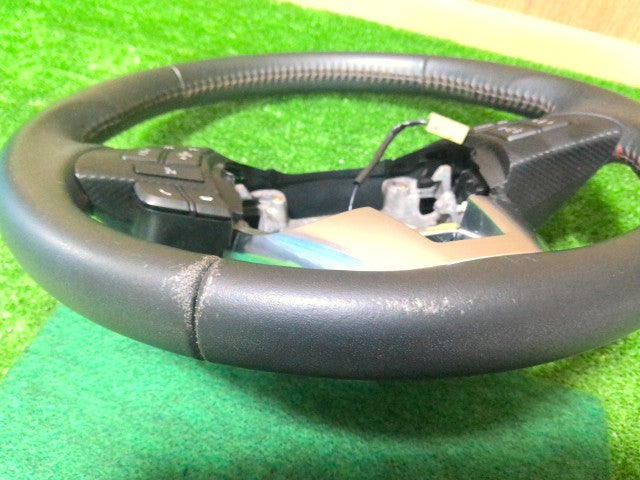 【中古】アクセラ DAA-BYEFP ステアリングホイール ハンドル