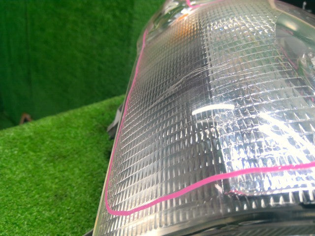 【中古】キャリィ EBD-DA16T 右ヘッドランプＡＳＳＹ 35120-82M01