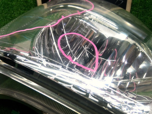 【中古】キャリィ EBD-DA16T 右ヘッドランプＡＳＳＹ 35120-82M01