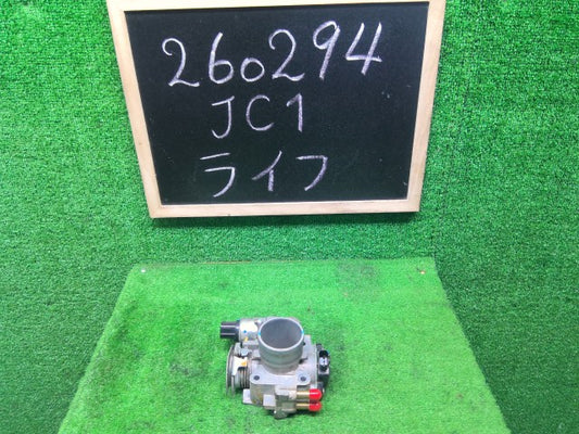 ライフ スロットルボディ DBA-JC1 16400-RS8-901