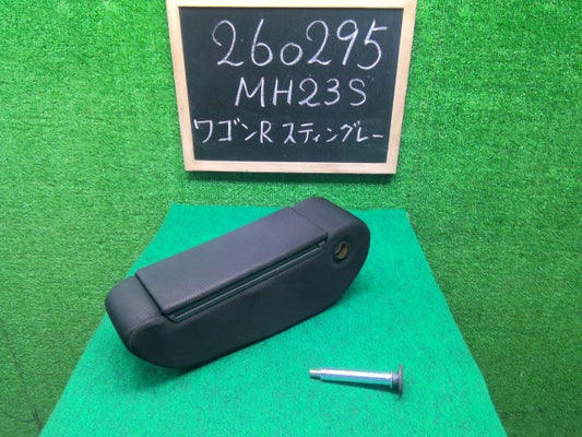 【中古】ワゴンＲ DBA-MH23S アームレスト 85501-70K11-JGH
