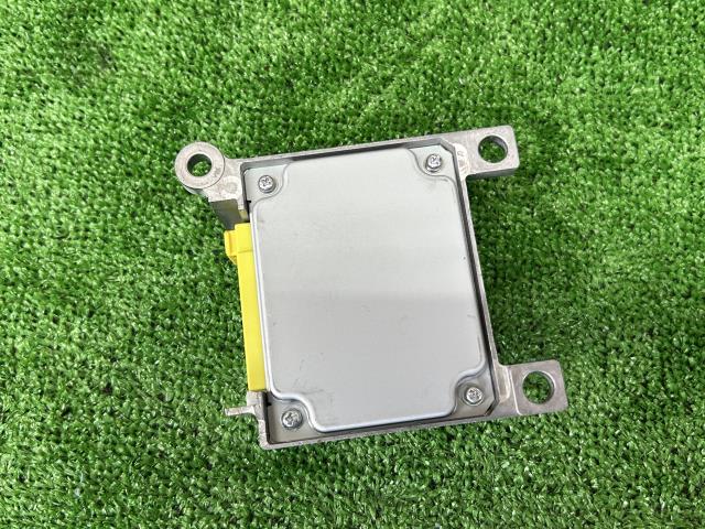 キャリィ EBD-DA16T エアバックコンピューター 38910-82M00