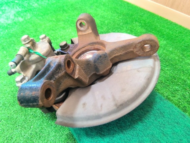 キャリィ EBD-DA16T 右フロントナックルハブ ローター