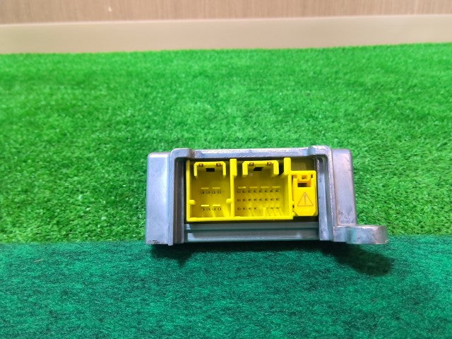 キャリィ EBD-DA16T エアバッグコンピューター 38910-82M00