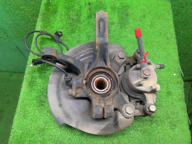 【中古】ｅＫワゴン DBA-H82W 左フロントナックルハブＡＳＳＹ 3870A025