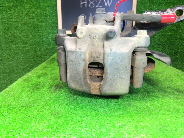 【中古】ｅＫワゴン DBA-H82W 左フロントナックルハブＡＳＳＹ 3870A025