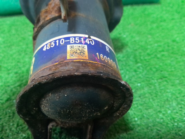 【中古】サンバー EBD-S510J 右フロントストラット ショック