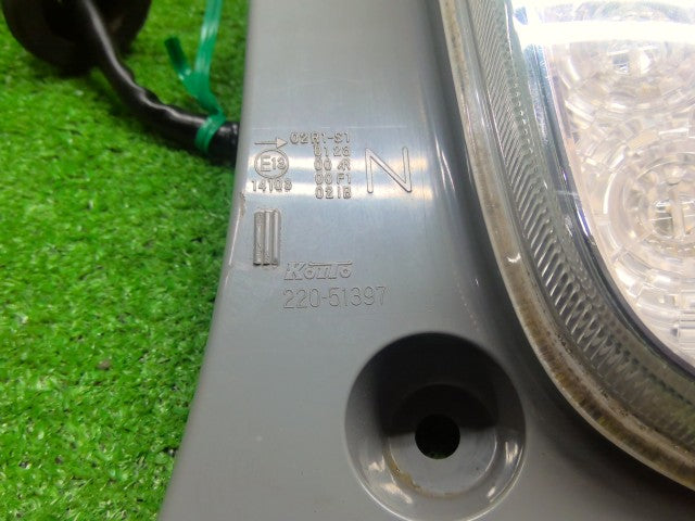パッソ 右テールランプ DBA-KGC30 81550-B1240