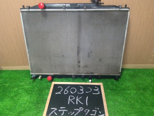 【中古】ステップワゴン DBA-RK1 ラジエータ 19010-R0A-J01