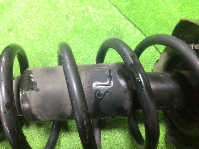 【中古】ステップワゴン DBA-RK1 ストラット ショック