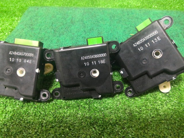 【中古】ステップワゴン DBA-RK1 エアコン サーボモーター