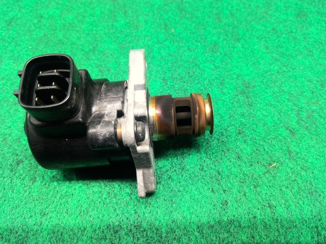 【中古】ムーヴ DBA-LA100S ＥＧＲバルブ 25620-B2011