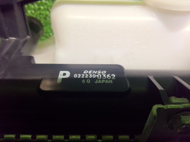 【中古】ムーヴ DBA-LA100S ラジエータ 16400-B2190