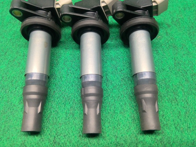 【中古】ムーヴ DBA-LA100S イグニッションコイル 3本セット