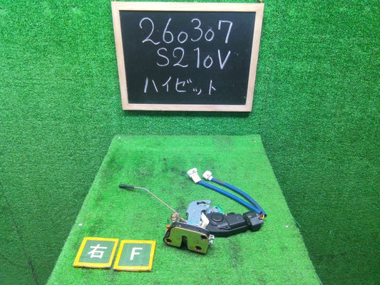 【中古】ハイゼット LE-S210V 右フロントドアロックソレノイド 69310-97506