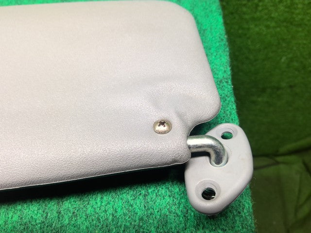 【中古】ハイゼット LE-S210V サンバイザー 74310-97528-030