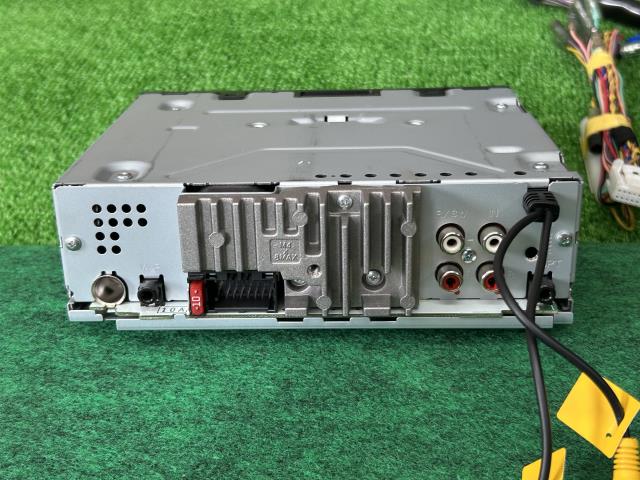 【中古】シトロエン ABA-B7HN02 オーディオ DVH-7638ZC