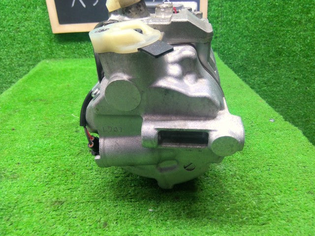 【中古】ベンツ Eクラス GH-211265C ＡＣ