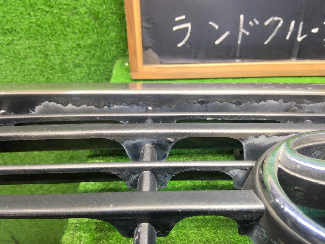 【中古】ランドクルーザー S-HDJ81V ラジエータグリル 53111-60100