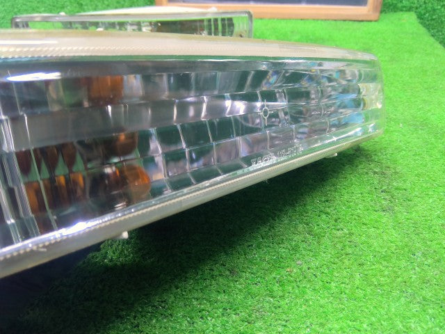 【中古】ランドクルーザー S-HDJ81V 左右 ターンランプ