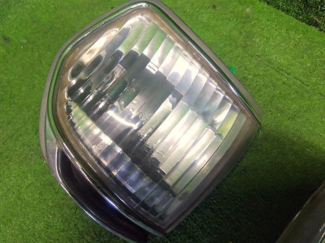 【中古】ランドクルーザー S-HDJ81V ヘッドランプ左右セット 81110-60371