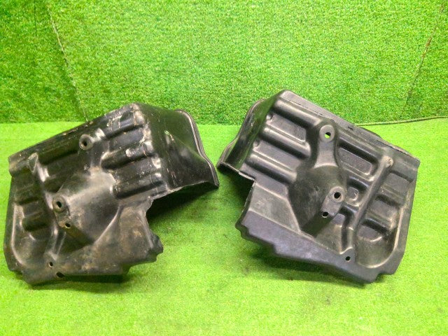 【中古】ランドクルーザー S-HDJ81V バッテリーキャリア 74403-60100