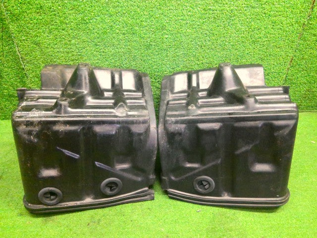 【中古】ランドクルーザー S-HDJ81V バッテリーキャリア 74403-60100
