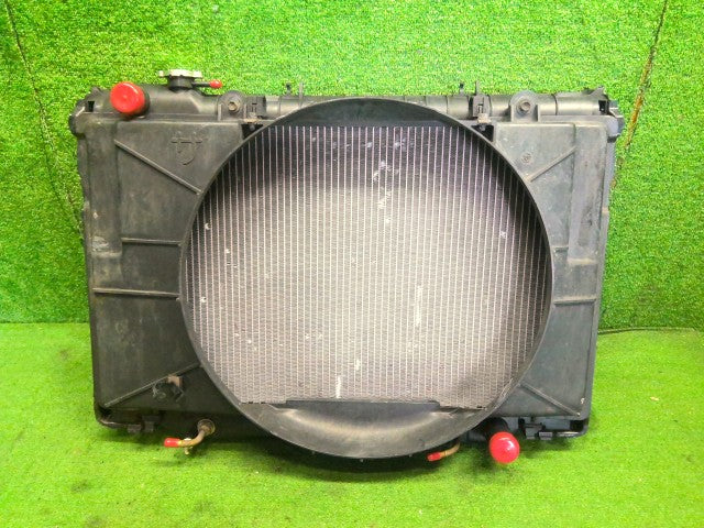 【中古】ランドクルーザー S-HDJ81V ラジエータ 16400-17060
