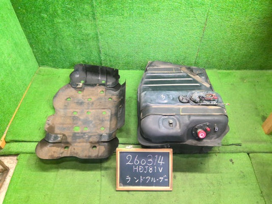 【中古】ランドクルーザー S-HDJ81V フューエルタンク 77001-69065