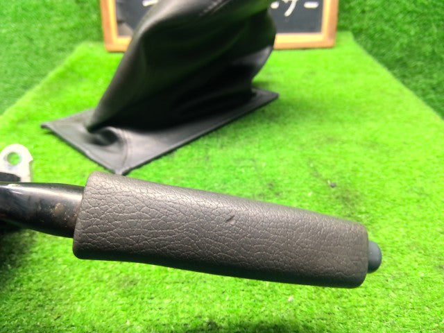 【中古】ランドクルーザー S-HDJ81V サイドブレーキ 46210-6150-B0