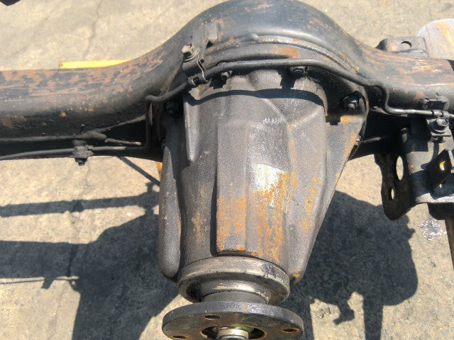 【中古】ランドクルーザー S-HDJ81V フロントアクスルホーシングＡＳＳＹ 43110-60370