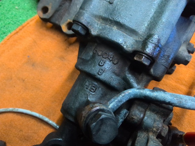 【中古】ランドクルーザー S-HDJ81V ステアリングギアボックス 44110-60220