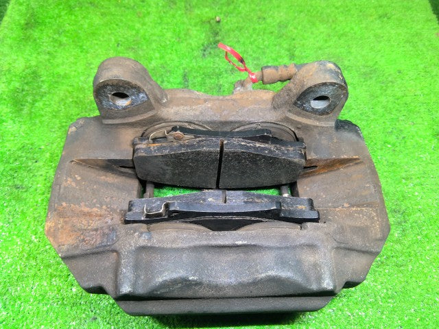 【中古】ランドクルーザー S-HDJ81V 左フロントキャリパー 47750-60060