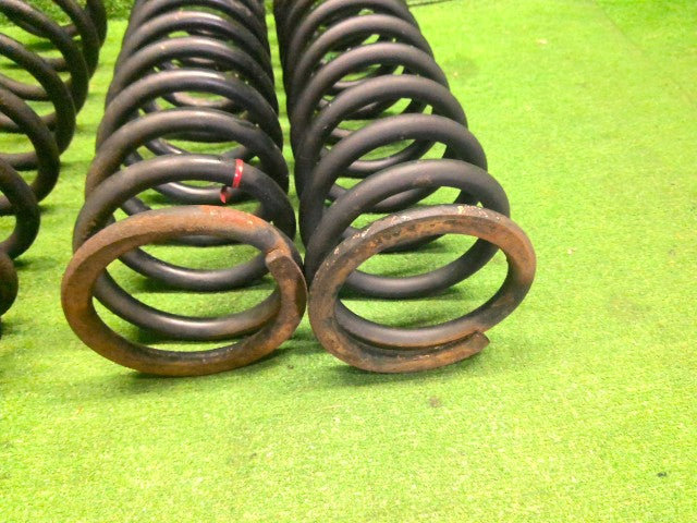 【中古】ランドクルーザー S-HDJ81V スプリングセット 6M1
