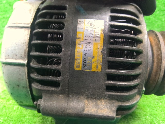【中古】ランドクルーザー S-HDJ81V オルタネーター 27060-17180