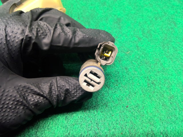 【中古】ランドクルーザー S-HDJ81V グロープラグリレー 28610-17020