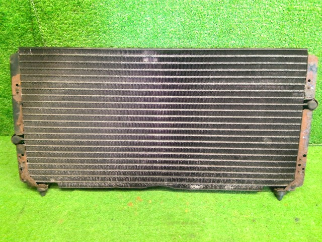 【中古】ランドクルーザー S-HDJ81V コンデンサー 28610-17020