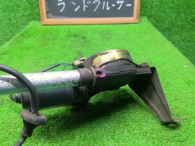 【中古】ランドクルーザー S-HDJ81V アンテナ 86300-60040