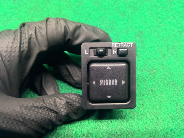 【中古】ランドクルーザー S-HDJ81V ドアミラースイッチ 84870-60010