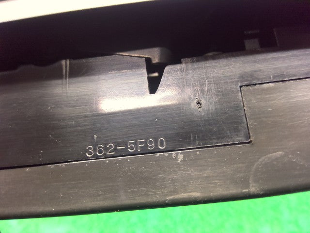 【中古】ランドクルーザー S-HDJ81V パワーウインドウスイッチ 84820-22310