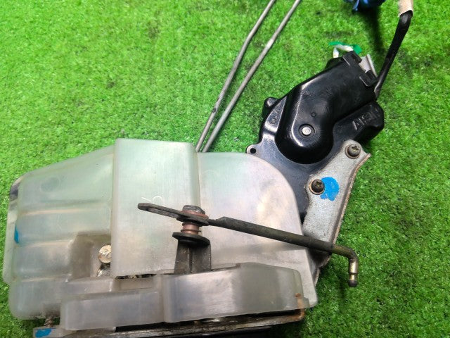 【中古】ランドクルーザー S-HDJ81V 右リアドアロックソレノイド 69330-60051