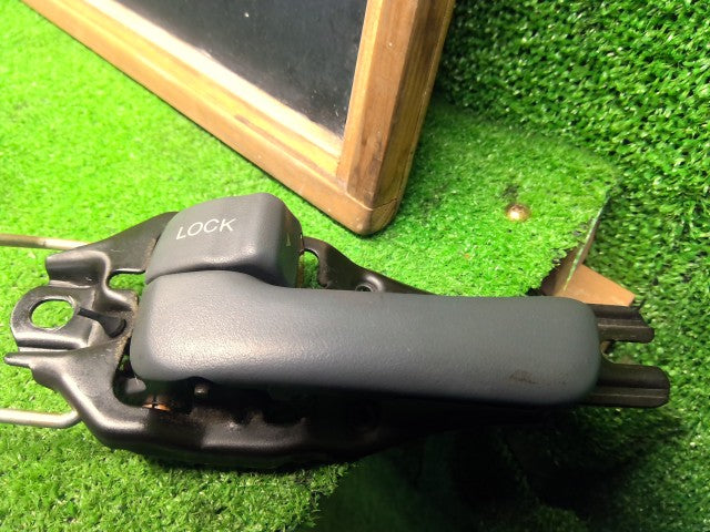 【中古】ランドクルーザー S-HDJ81V 左リアドアロックソレノイド 69340-60551