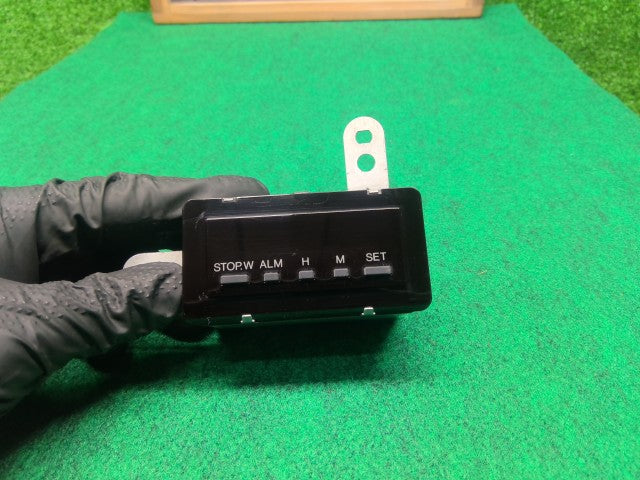【中古】ランドクルーザー S-HDJ81V 時計 83910-60060