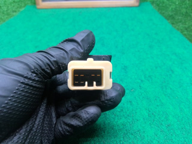 【中古】ランドクルーザー S-HDJ81V アンテナ スイッチ
