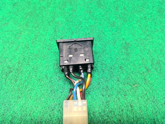 【中古】ランドクルーザー S-HDJ81V ショックモード切替スイッチ 89249-60010