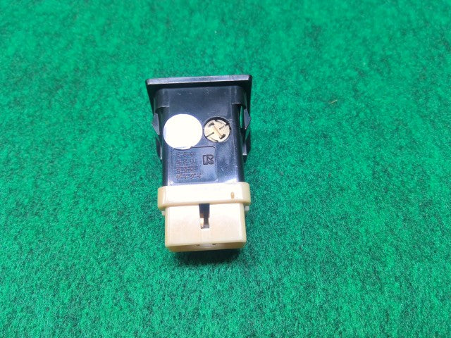 【中古】ランドクルーザー S-HDJ81V ＥＣＴスイッチ 84720-60040