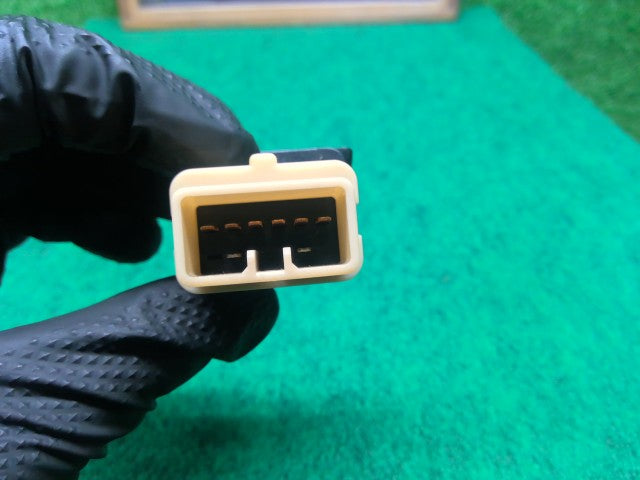 【中古】ランドクルーザー S-HDJ81V センターデフロック スイッチ
