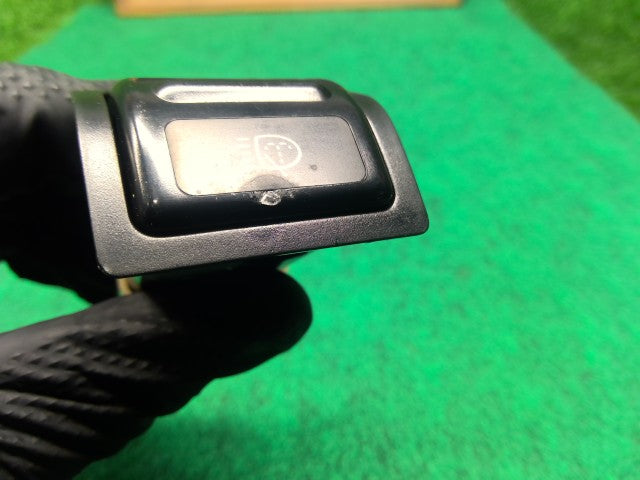 【中古】ランドクルーザー S-HDJ81V ヘッドライトライトウォッシャースイッチ 84150-60010