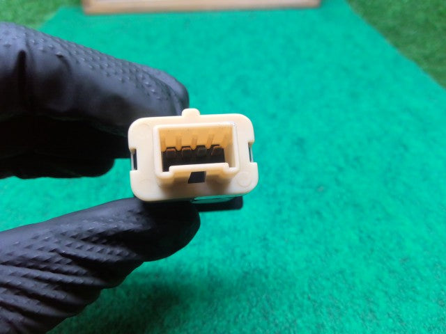 【中古】ランドクルーザー S-HDJ81V ヘッドライトライトウォッシャースイッチ 84150-60010